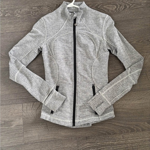 lululemon athletica Jackets & Blazers - Grey women’s Lululemon define jacket